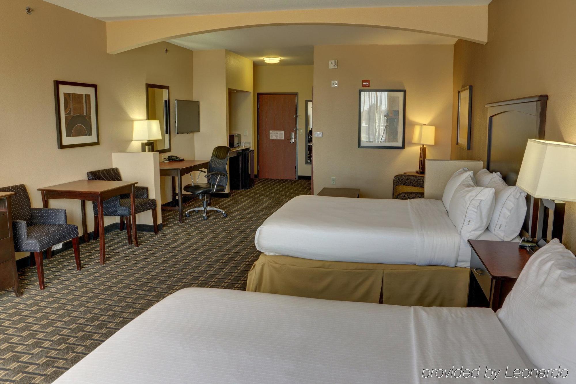 Holiday Inn Express Hotel & Suites Texarkana East By Ihg Extérieur photo