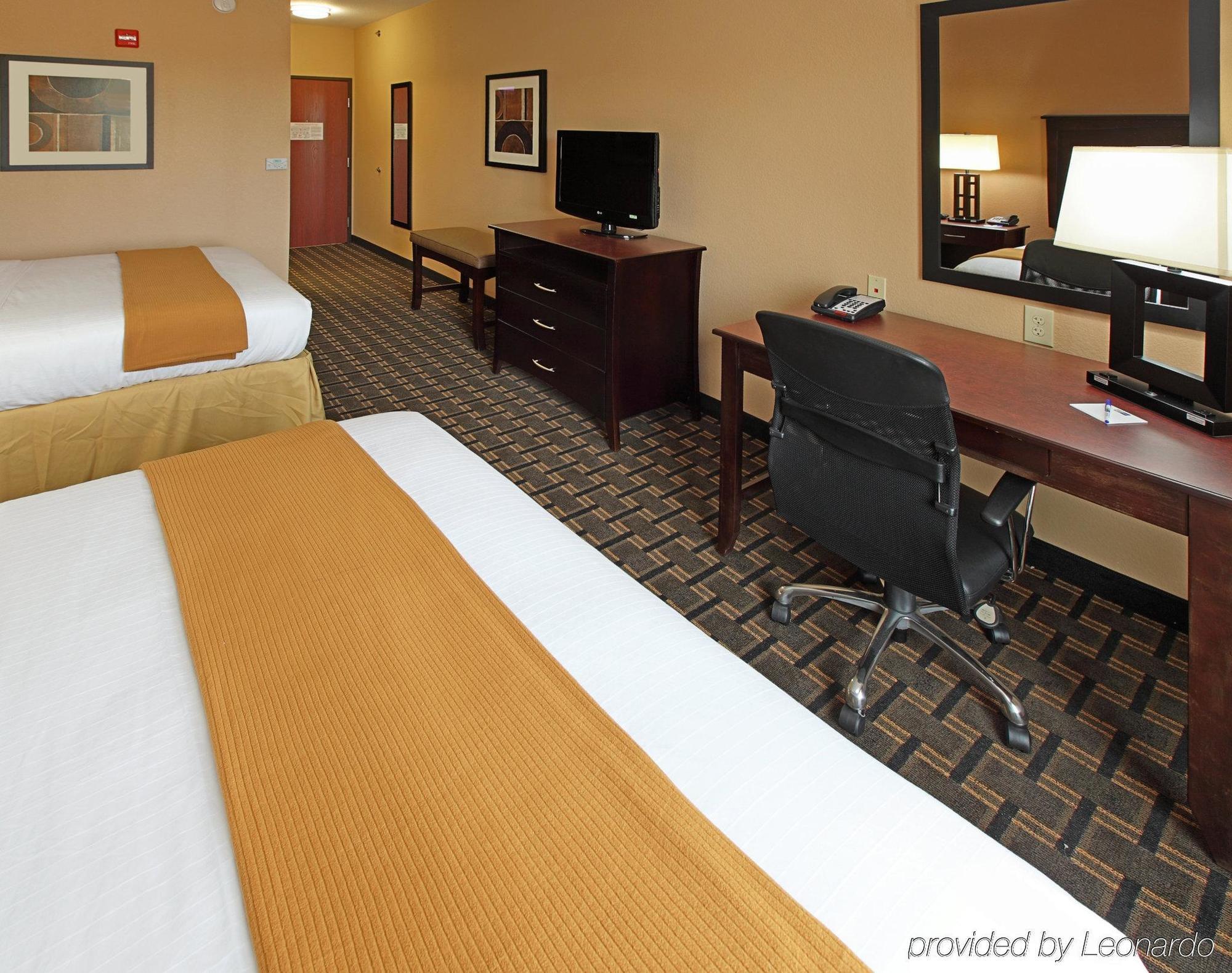 Holiday Inn Express Hotel & Suites Texarkana East By Ihg Extérieur photo